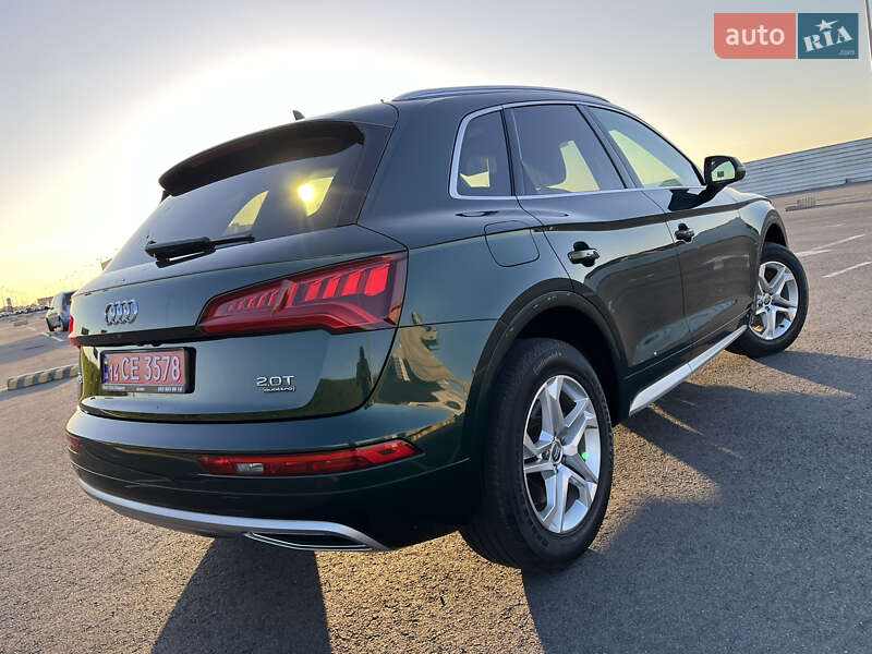 Внедорожник / Кроссовер Audi Q5 2017 в Львове