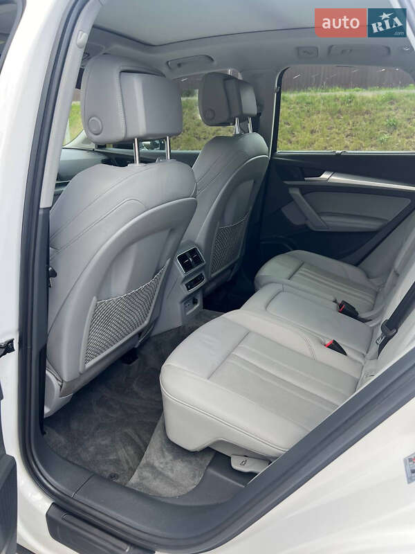 Позашляховик / Кросовер Audi Q5 2018 в Тернополі