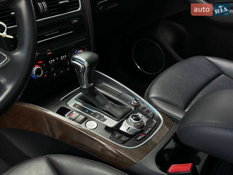 Внедорожник / Кроссовер Audi Q5 2015 в Луцке