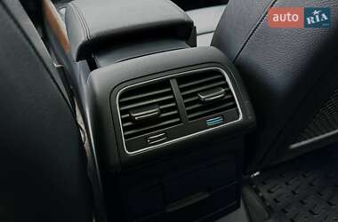 Внедорожник / Кроссовер Audi Q5 2015 в 