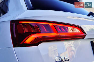 Внедорожник / Кроссовер Audi Q5 2018 в 