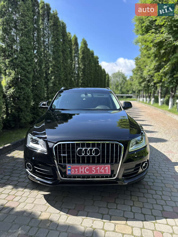 Внедорожник / Кроссовер Audi Q5 2015 в 