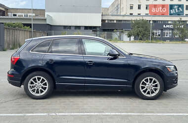 Внедорожник / Кроссовер Audi Q5 2011 в 