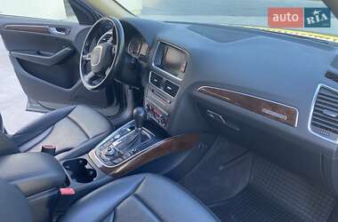 Внедорожник / Кроссовер Audi Q5 2011 в 
