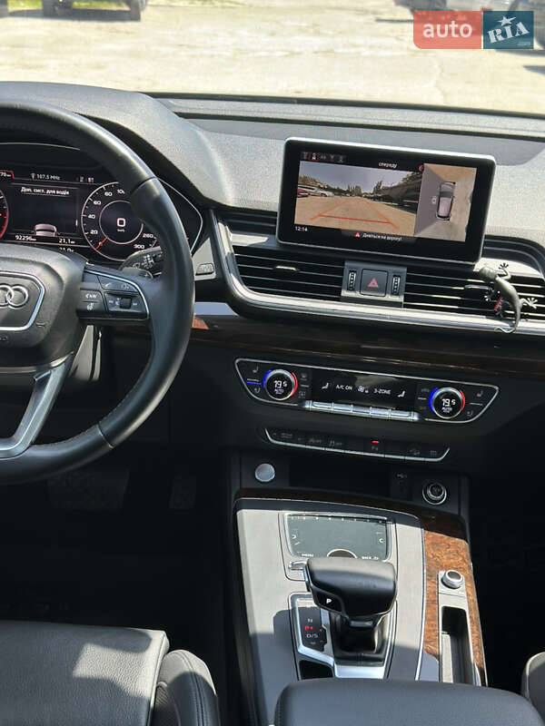 Внедорожник / Кроссовер Audi Q5 2018 в Запорожье