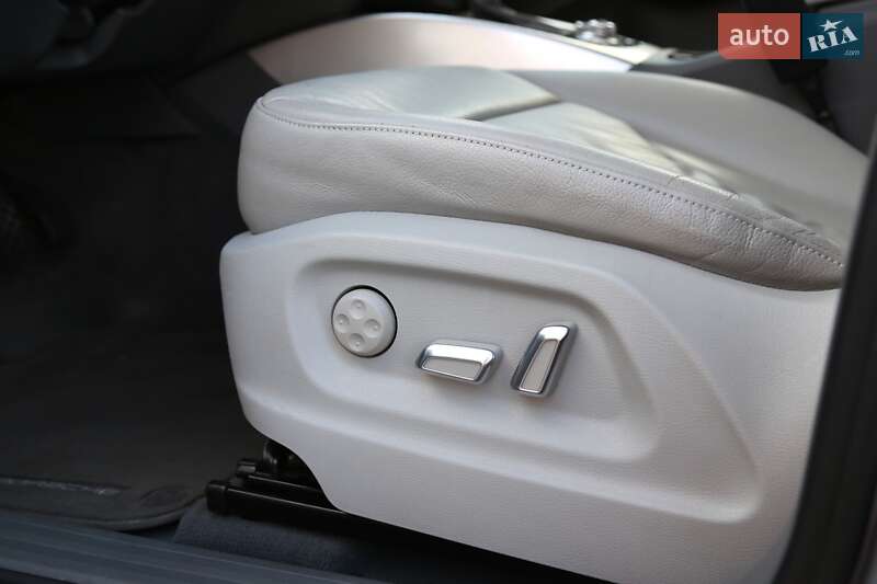 Позашляховик / Кросовер Audi Q5 2014 в Києві