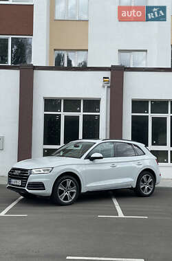 Внедорожник / Кроссовер Audi Q5 2019 в 