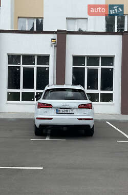 Внедорожник / Кроссовер Audi Q5 2019 в 