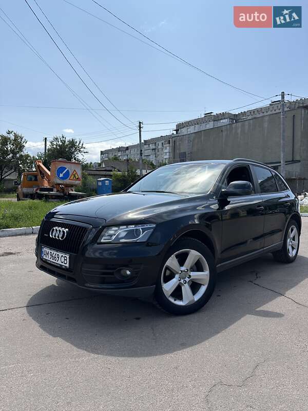 Внедорожник / Кроссовер Audi Q5 2012 в Житомире