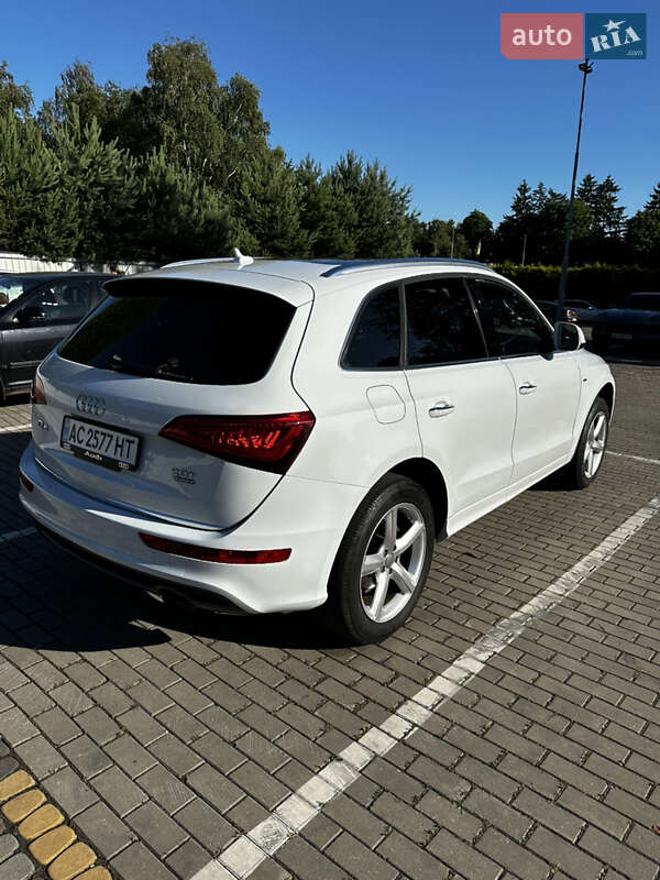 Внедорожник / Кроссовер Audi Q5 2016 в Луцке