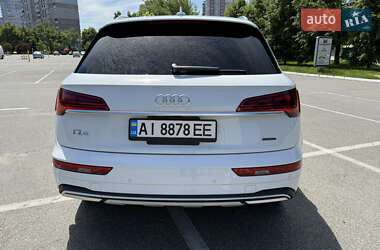 Внедорожник / Кроссовер Audi Q5 2023 в 