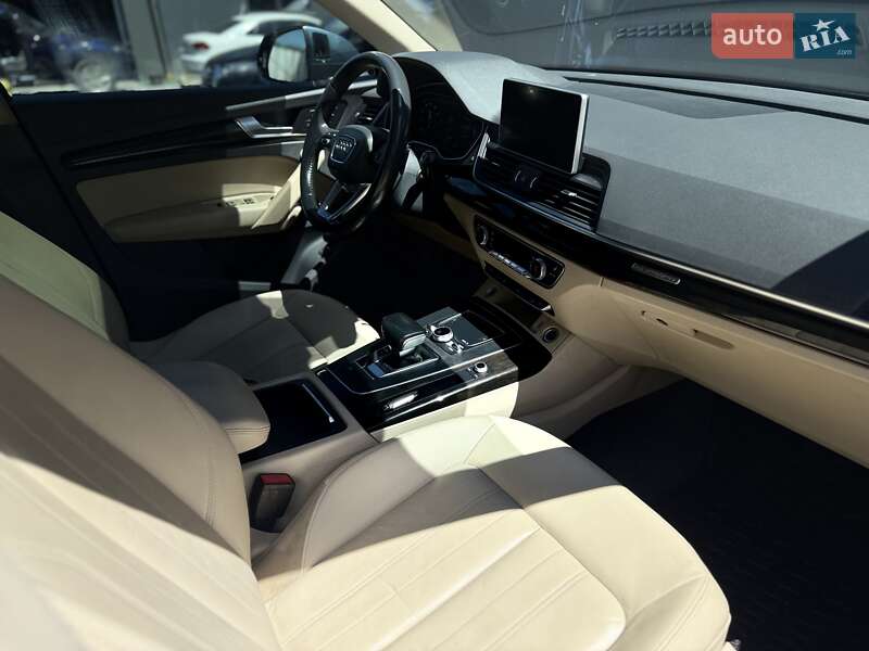Внедорожник / Кроссовер Audi Q5 2018 в Львове