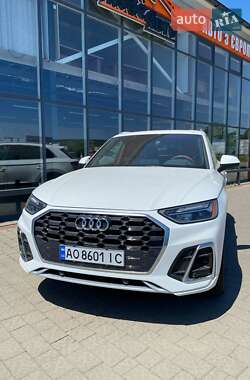 Позашляховик / Кросовер Audi Q5 2021 в Ужгороді