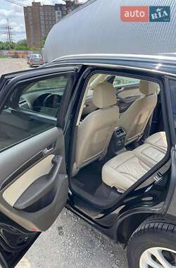 Внедорожник / Кроссовер Audi Q5 2016 в 