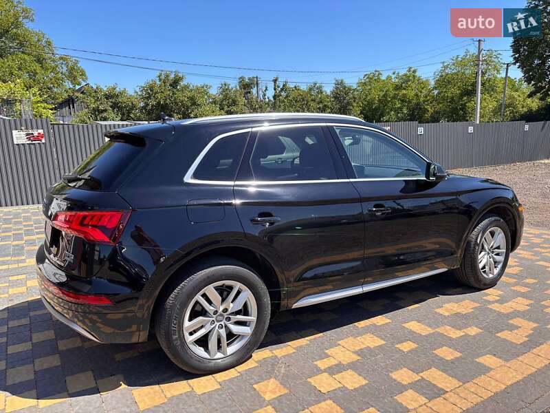 Внедорожник / Кроссовер Audi Q5 2018 в Львове