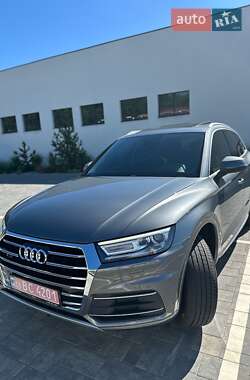 Внедорожник / Кроссовер Audi Q5 2020 в Луцке