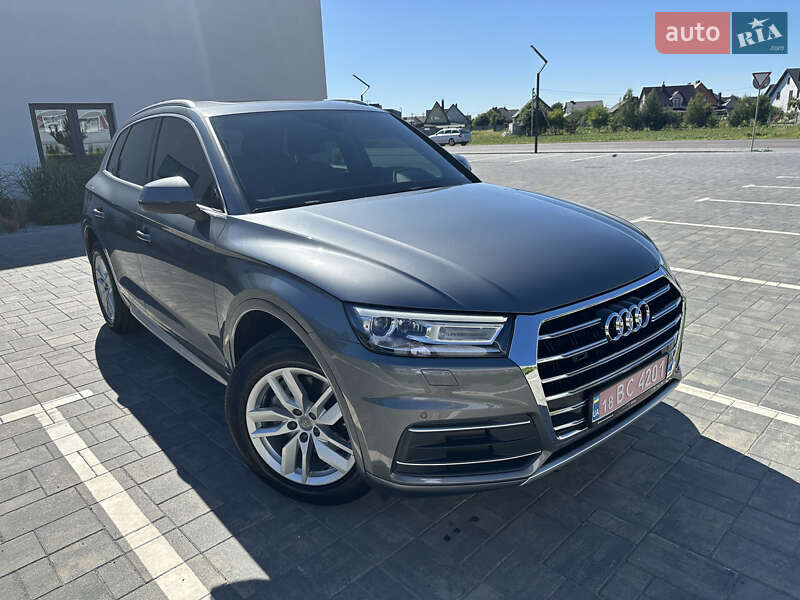 Внедорожник / Кроссовер Audi Q5 2020 в Луцке