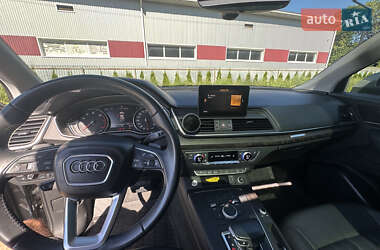 Внедорожник / Кроссовер Audi Q5 2020 в 