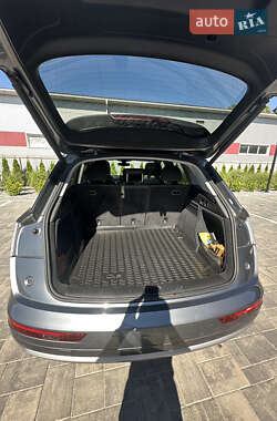 Внедорожник / Кроссовер Audi Q5 2020 в 