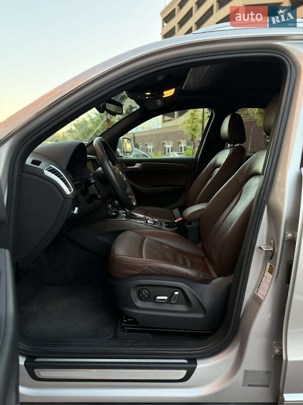 Внедорожник / Кроссовер Audi Q5 2014 в Киеве
