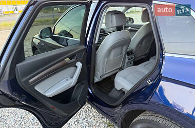 Внедорожник / Кроссовер Audi Q5 2022 в 