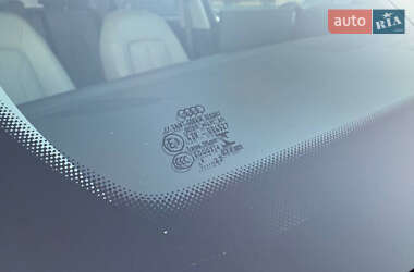 Внедорожник / Кроссовер Audi Q5 2022 в 