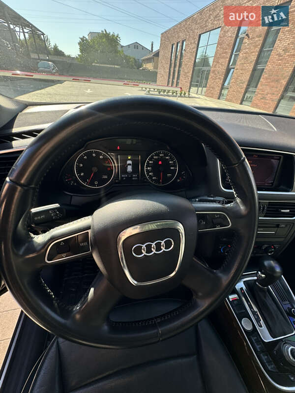 Внедорожник / Кроссовер Audi Q5 2012 в Львове
