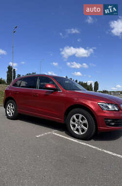 Внедорожник / Кроссовер Audi Q5 2011 в 