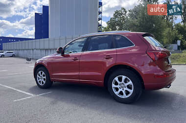 Внедорожник / Кроссовер Audi Q5 2011 в 