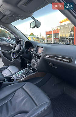 Позашляховик / Кросовер Audi Q5 2014 в 