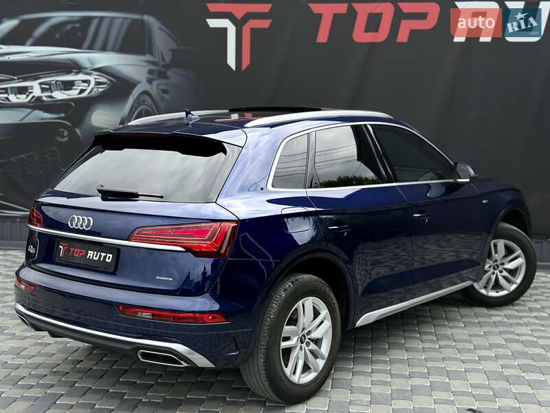 Внедорожник / Кроссовер Audi Q5 2022 в Львове
