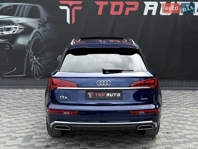 Внедорожник / Кроссовер Audi Q5 2022 в Львове