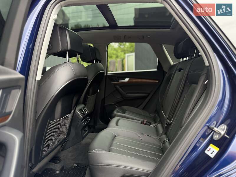 Внедорожник / Кроссовер Audi Q5 2022 в Львове