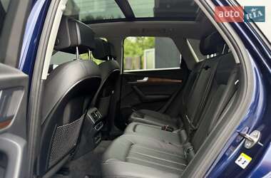 Внедорожник / Кроссовер Audi Q5 2022 в 