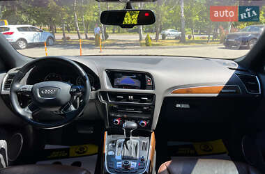 Внедорожник / Кроссовер Audi Q5 2015 в 