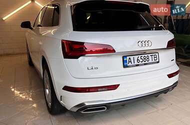 Внедорожник / Кроссовер Audi Q5 2022 в 