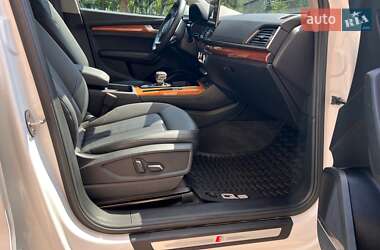 Внедорожник / Кроссовер Audi Q5 2022 в 