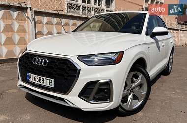 Внедорожник / Кроссовер Audi Q5 2022 в 
