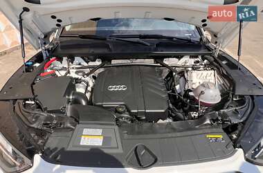 Внедорожник / Кроссовер Audi Q5 2022 в 