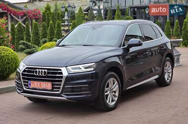 Внедорожник / Кроссовер Audi Q5 2019 в 