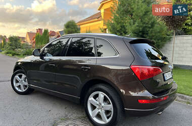 Внедорожник / Кроссовер Audi Q5 2010 в 