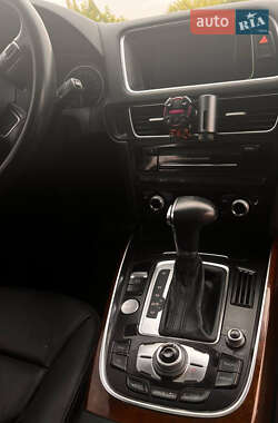 Внедорожник / Кроссовер Audi Q5 2015 в 