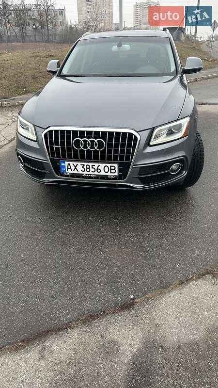 Внедорожник / Кроссовер Audi Q5 2016 в 