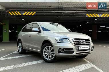 Позашляховик / Кросовер Audi Q5 2015 в Києві