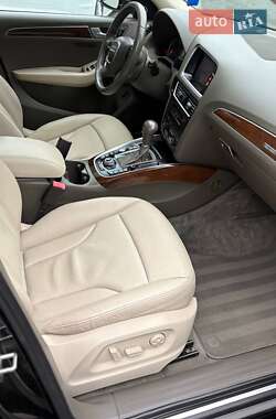 Позашляховик / Кросовер Audi Q5 2012 в 