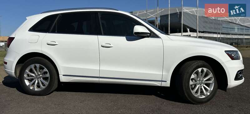Позашляховик / Кросовер Audi Q5 2013 в Львові