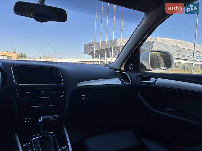 Позашляховик / Кросовер Audi Q5 2013 в Львові