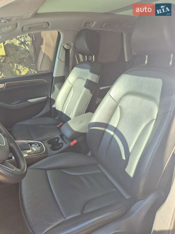 Внедорожник / Кроссовер Audi Q5 2016 в Львове