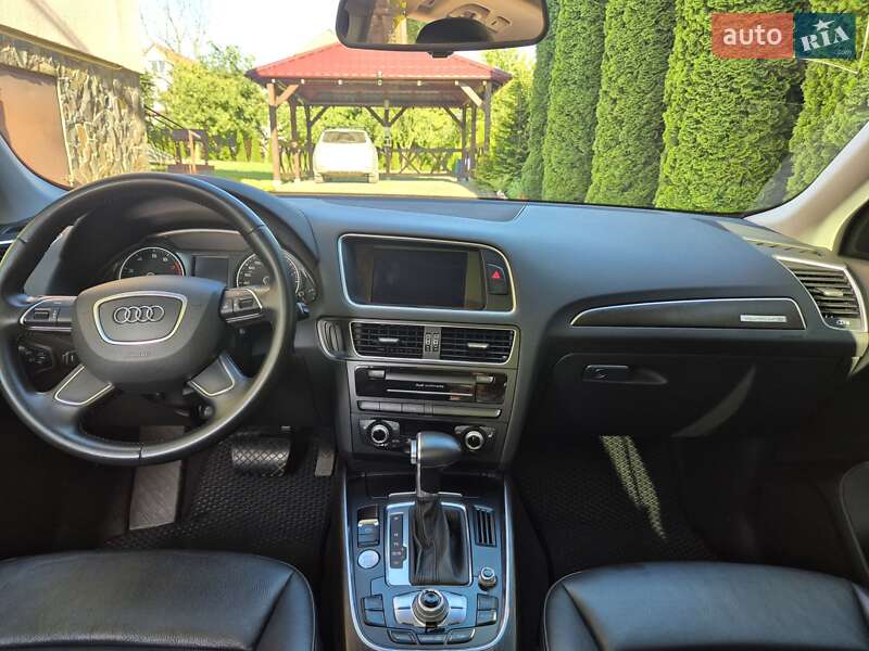 Внедорожник / Кроссовер Audi Q5 2016 в Львове