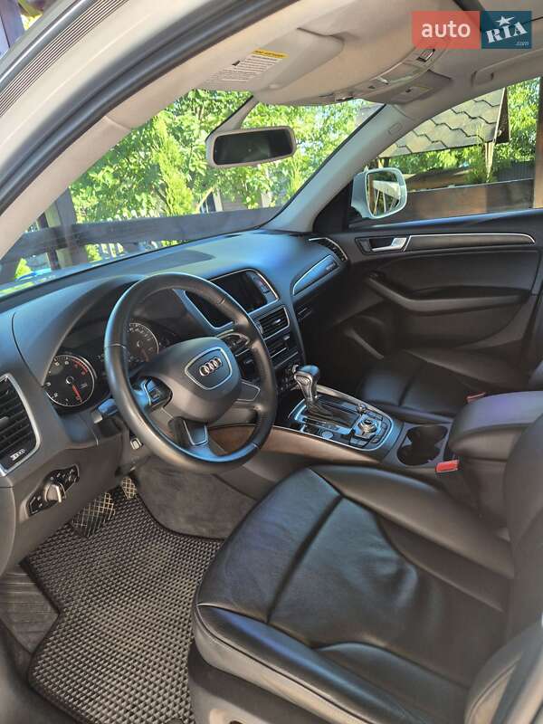 Внедорожник / Кроссовер Audi Q5 2016 в Львове